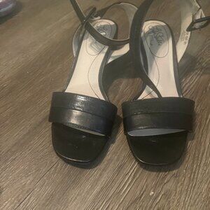Lifestride heels size 9.5 2 pair